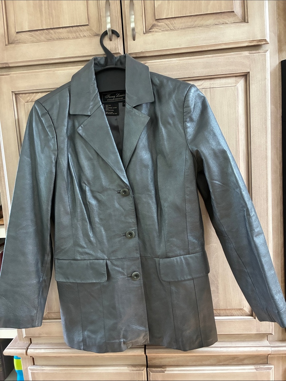 Terry Lewis Classic Luxuries leather blazer wjacket sz XS silvery grey
